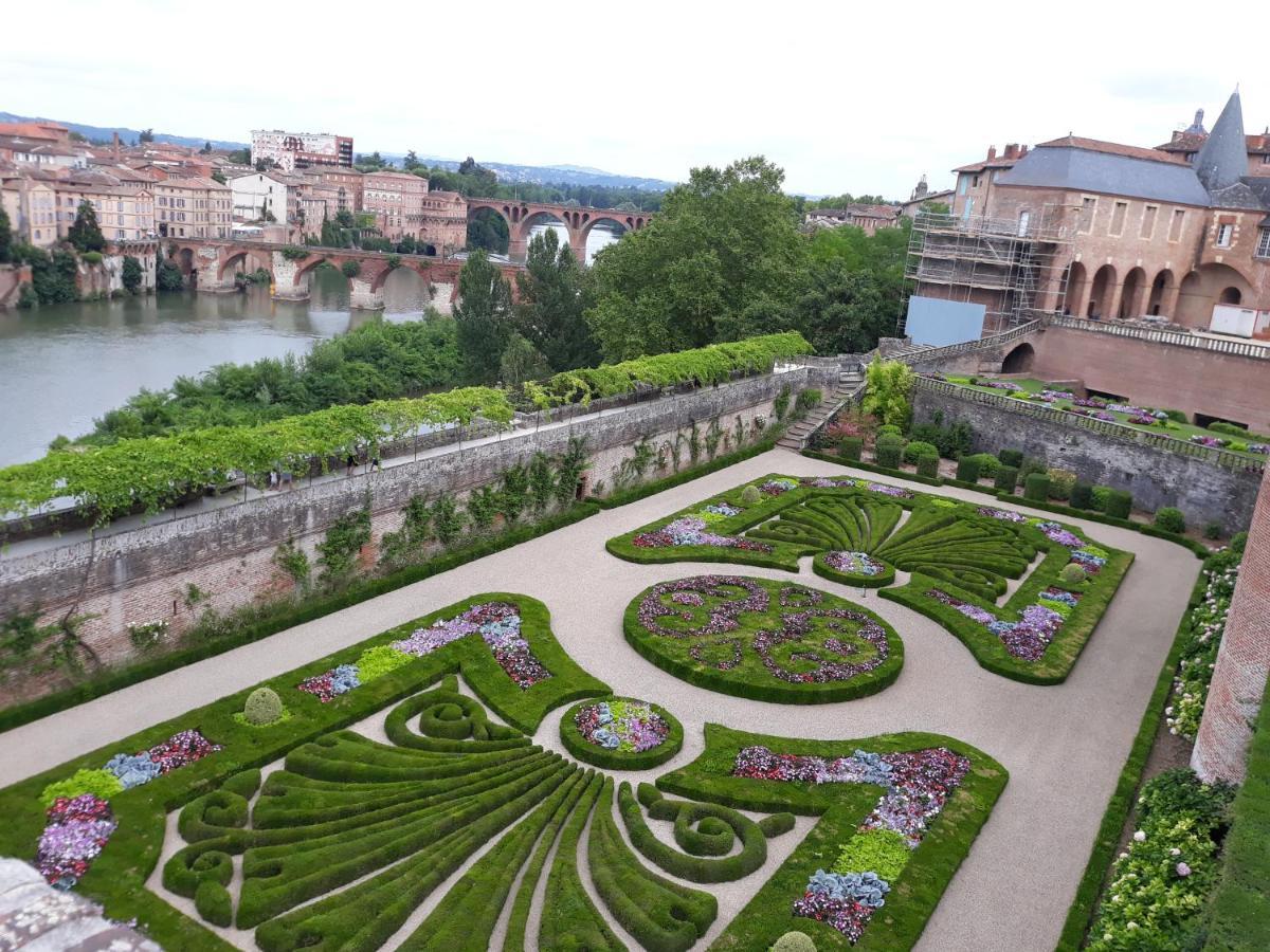 Le Mas De Doat, Gite De Charme 4 Etoiles Dans Le Triangle D Or Proche Gaillac Et Albi Senouillac Экстерьер фото
